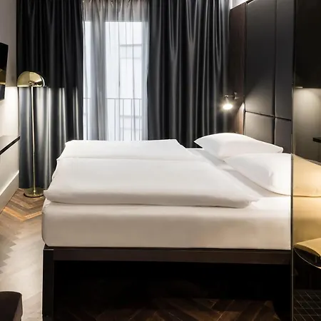 Hotel Romy By Amano