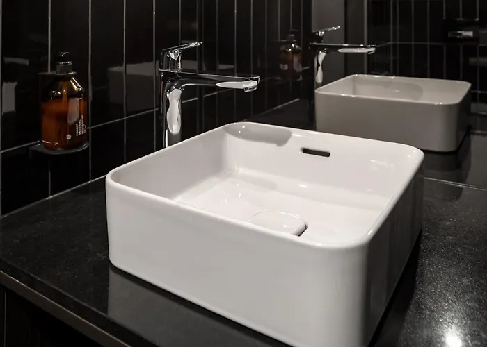 Romy By Amano Отель