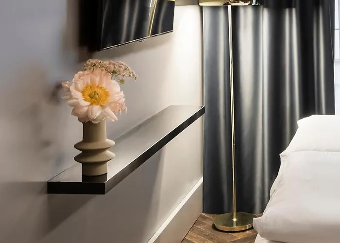 Romy By Amano 호텔